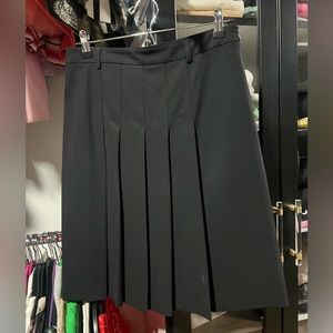 Theory black wool pleated skirt sz 4